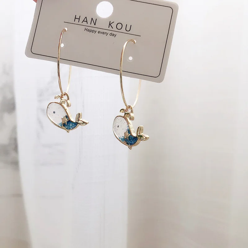 Оригинальные маленькие свежие и милые металлические серьги в виде Кита