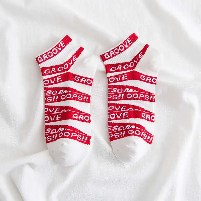 

Women's boat socks Four Seasons Women's cotton boat socks personality red lips socks fashion socks women