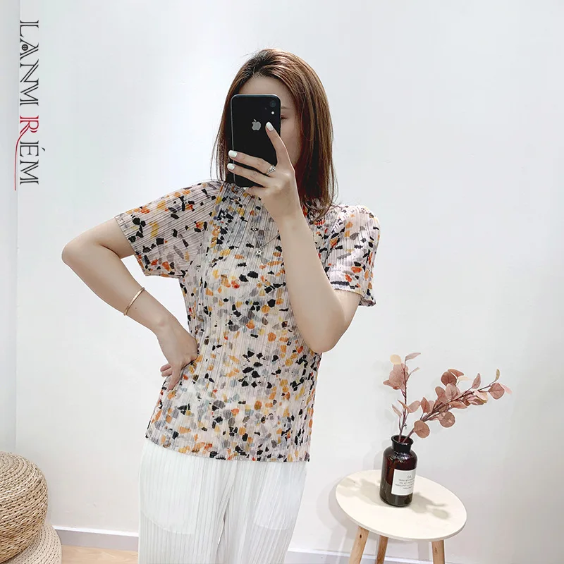 

LANMREM Women Printing T-shirt New Pleated Slim Shirts Round Neck Short Sleeve Top Fashion Tide Summer 2021 2H136