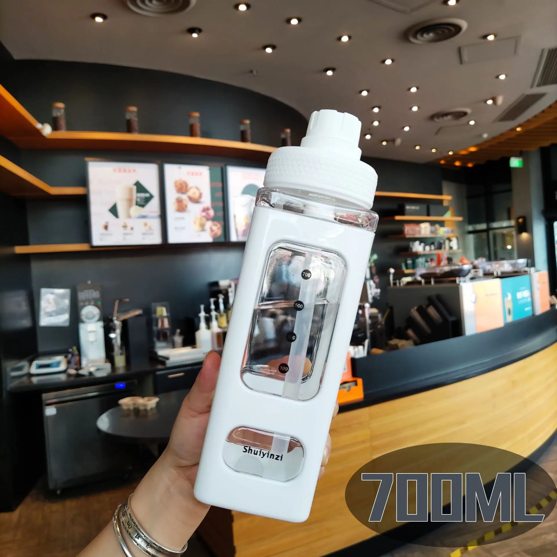 

Outdoor Sports Double-layer Water Bottle Modern Minimalist Portable High Temperature Resistant Square Plastic Cup 700ML