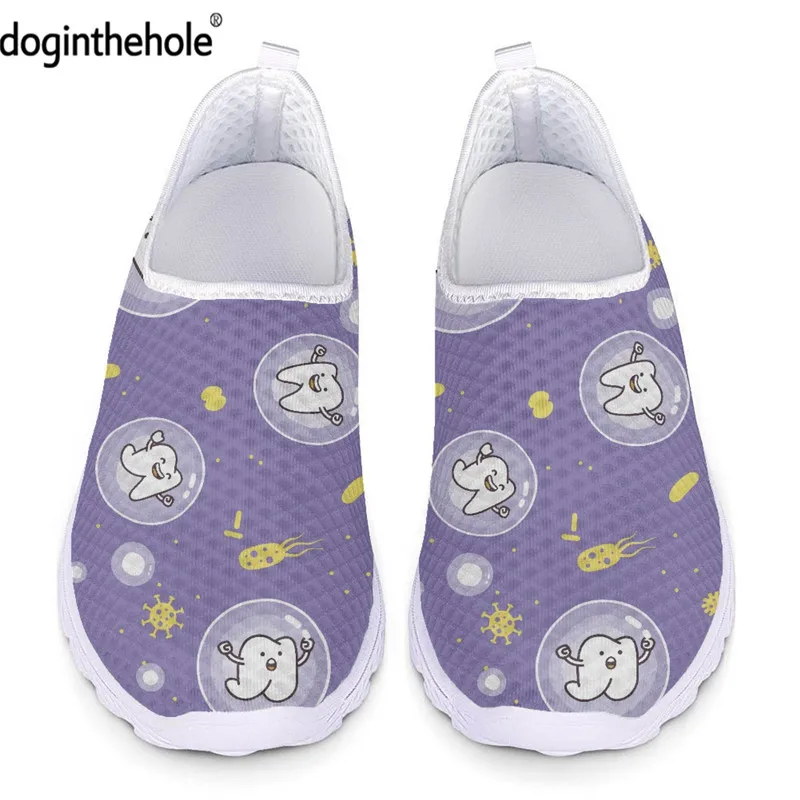 

Doginthehole, новинка 2021, мультяшный рисунок зубов, Женские Дышащие сетчатые кроссовки для женщин, Летние Повседневные слипоны