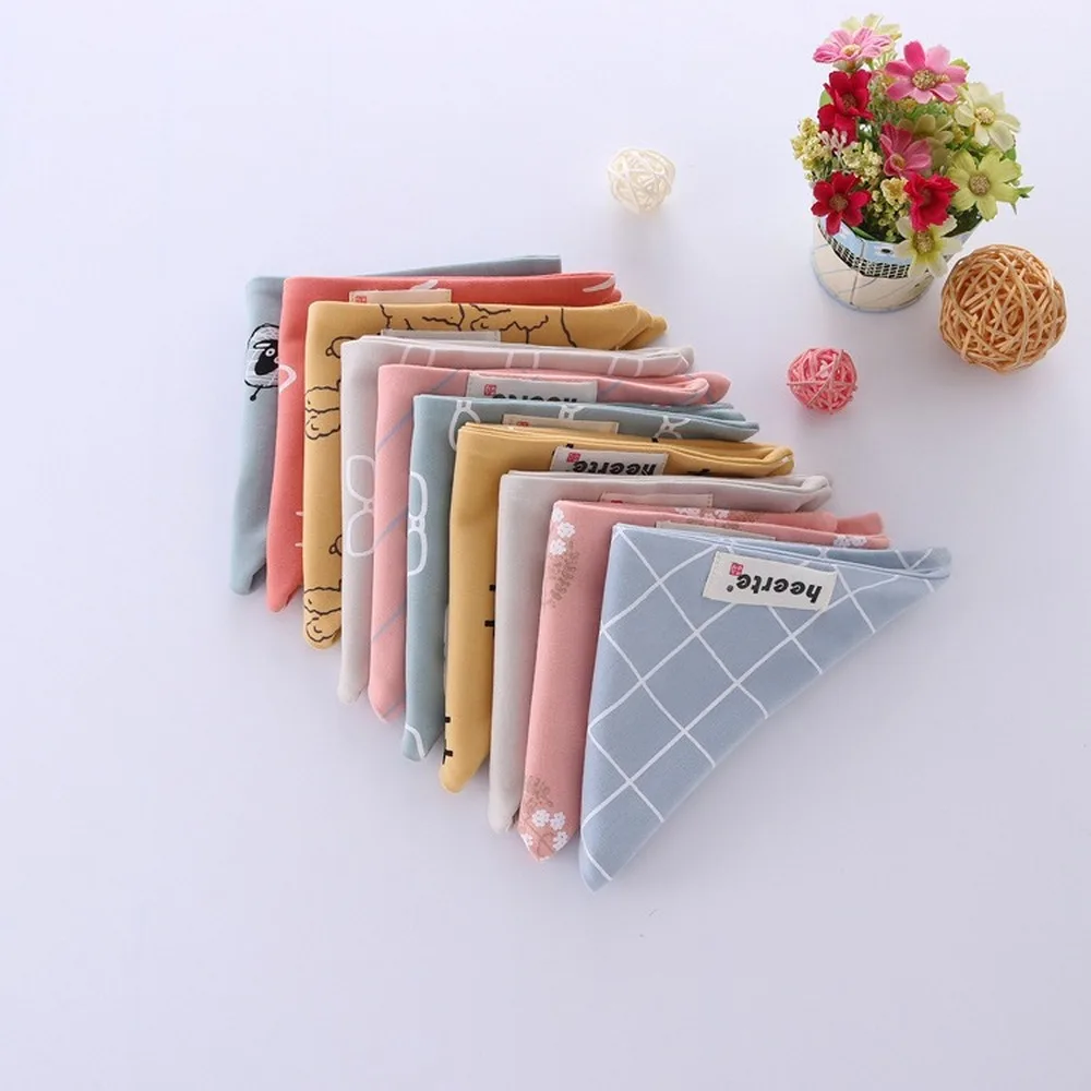 

Pet Neckerchief Cat Dog Accessories Scarf Waterproof Printing Bandana Bibs Scarf Collar Pet Saliva Towel Cotton Triangle Towel