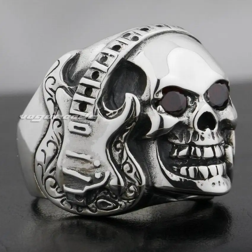 925 пробы Серебряная гитара Музыка Череп Красный глаз с фианитами мужское