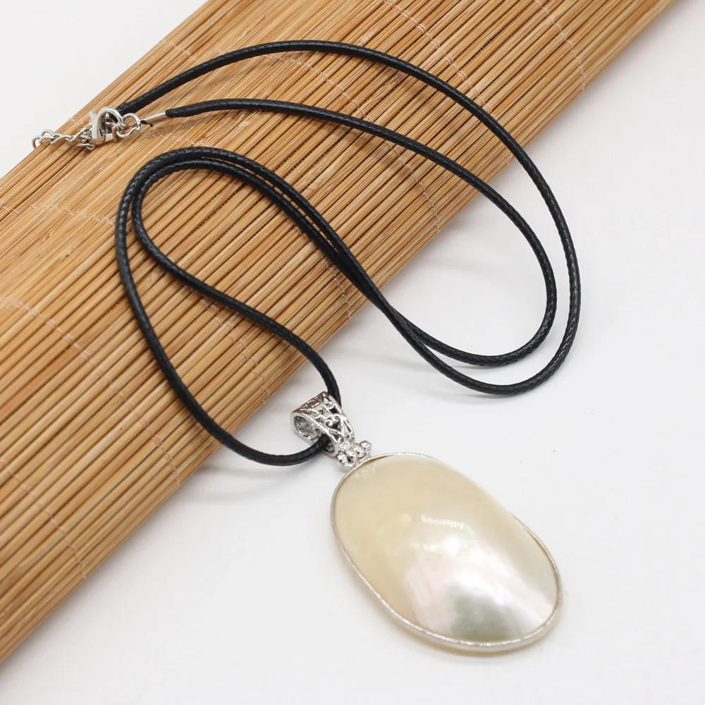 

Unregelmgen Ei Form Shell Handwerk Halskette Charms Schmuck Leder Seil Halsketten Frauen Geschenk Partei