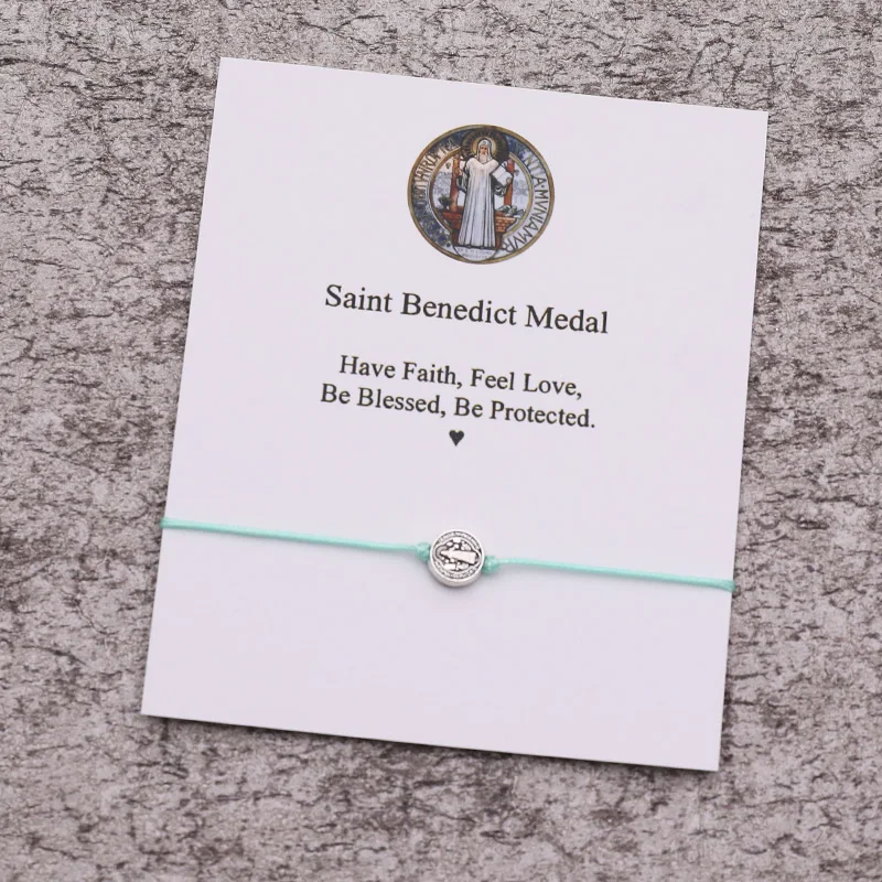 Браслет в виде Красной ленты с изображением святого бенедика | Украшения и