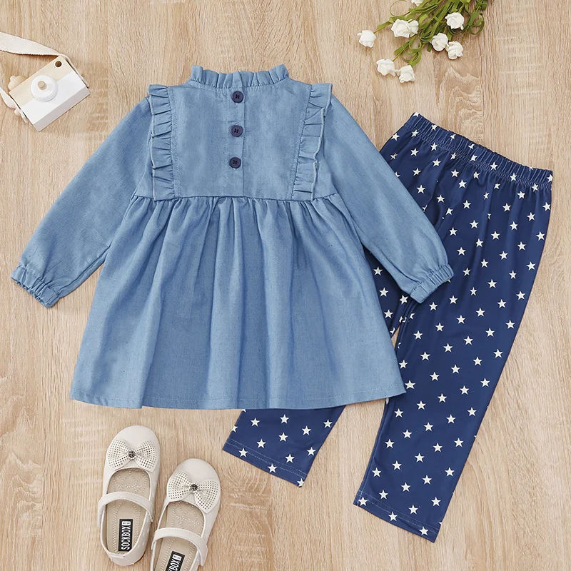 

Комплект из 2 предметов для маленьких девочек, 2021 хлопок, джинсовый топ с гофрированным воротником и длинными рукавами и штаны с принтом зве...