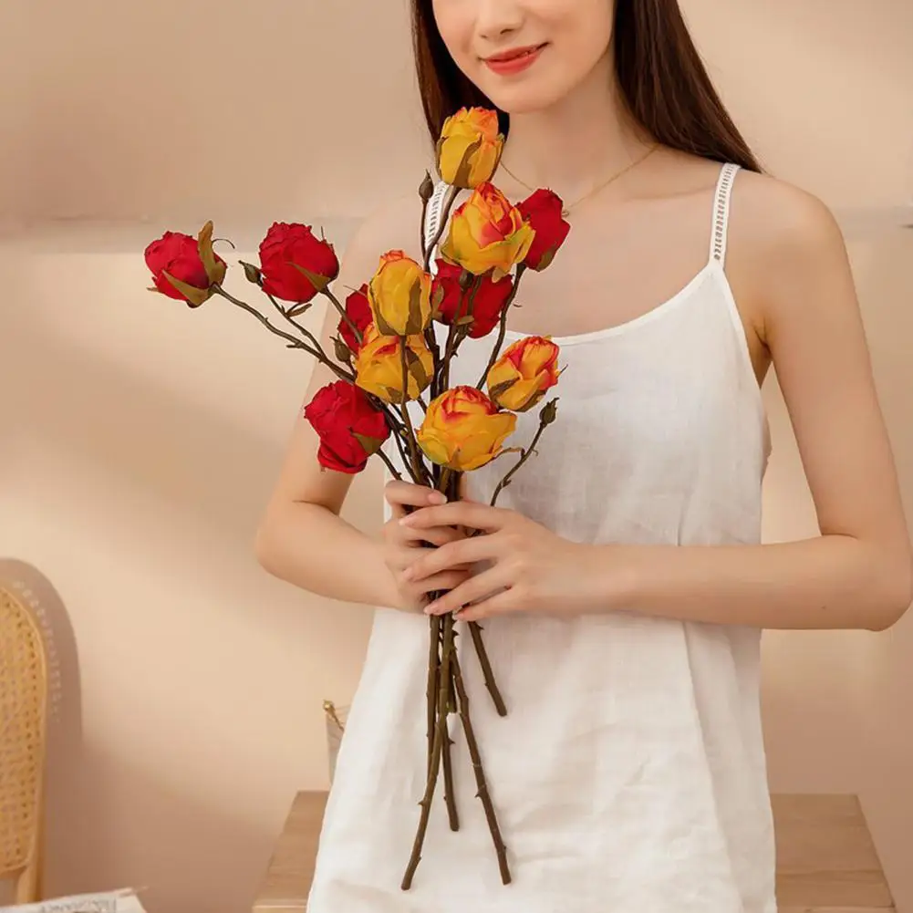 

Portable Great False Rose Flower with 2 Heads Faux Silk Flower Fake Flower Eye-catching for Home