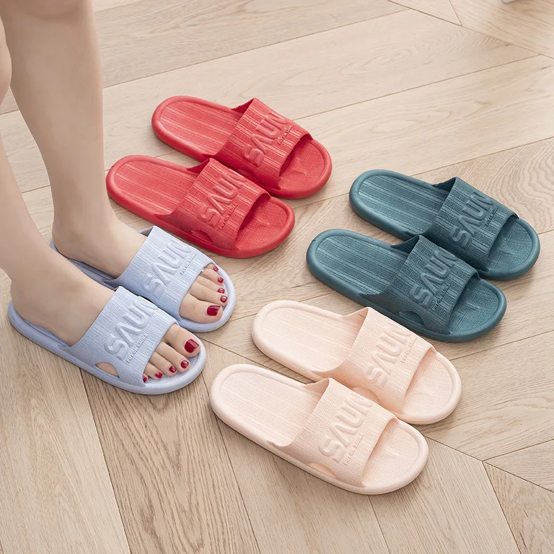 

2021 soft-soled PVC slippers couple non-slip wear-resistant home indoor bathroom slippers for men and women in summer