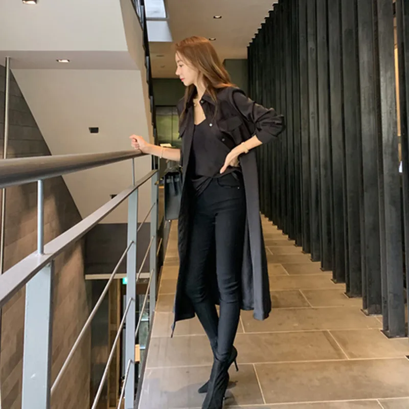 Женское однобортное платье средней длины с отложным воротником Осень-зима