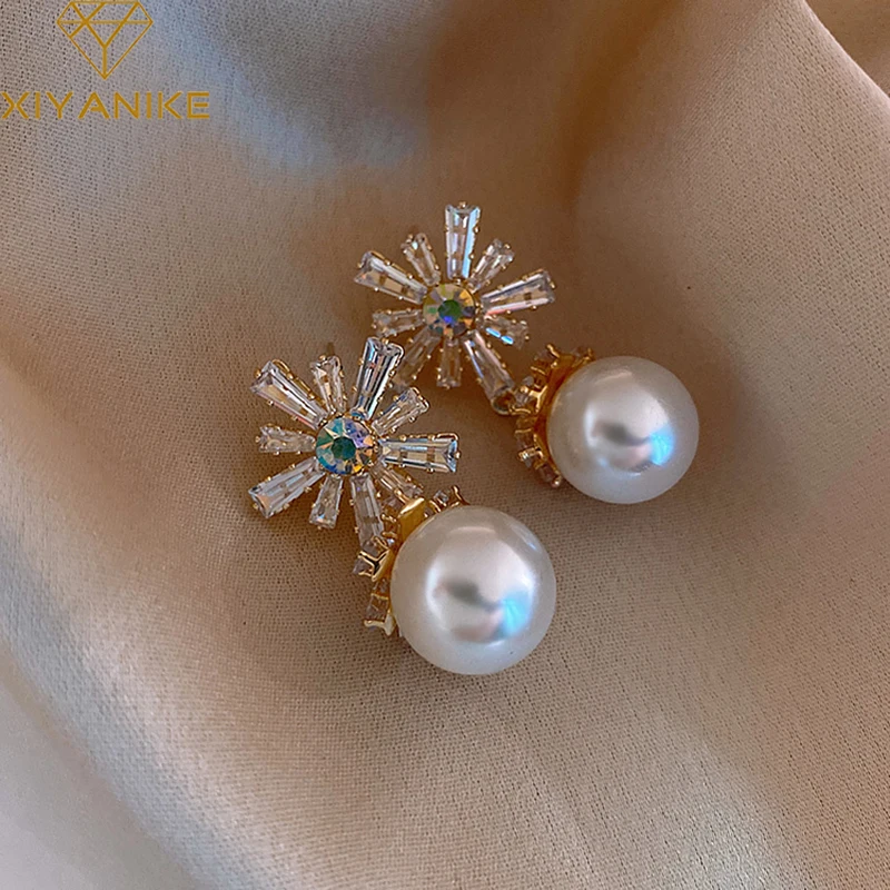 

XIYANIKE Shining Charming Rhinestone Flower Earrings Plant Elegant Short Pendant Pearl Earrings For Women 2020 Fashion Jewelry