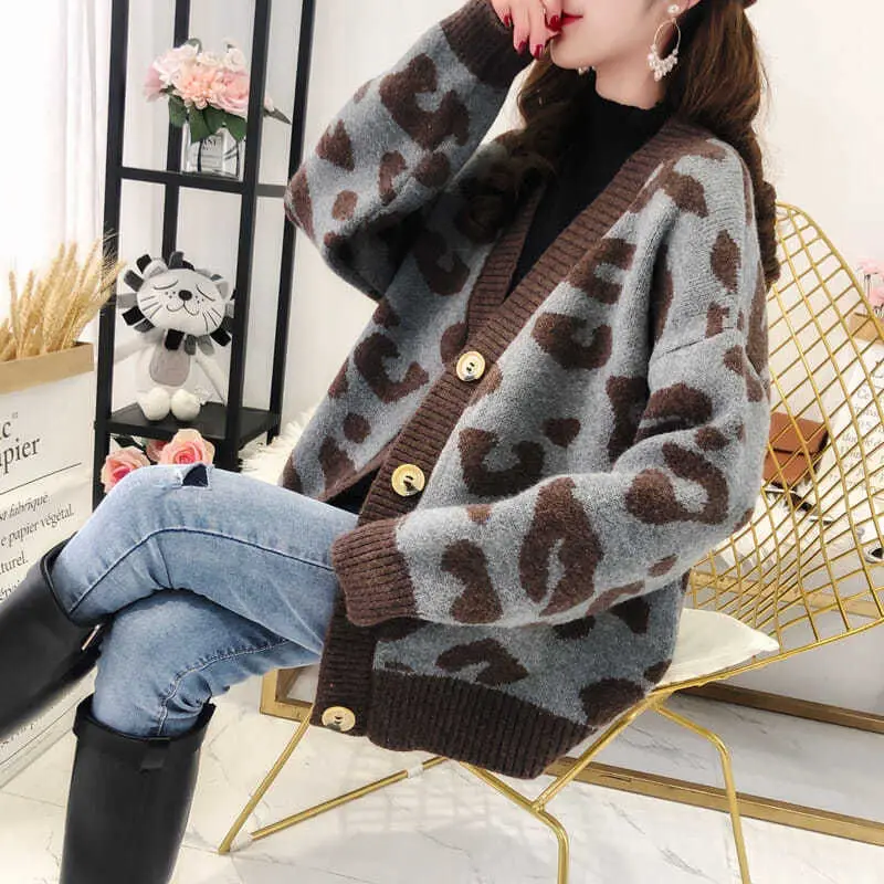 

Sweater knitted cardigan padded coat female 2020 Spring and Autumn New leopard print Korean loose lazy wind wear