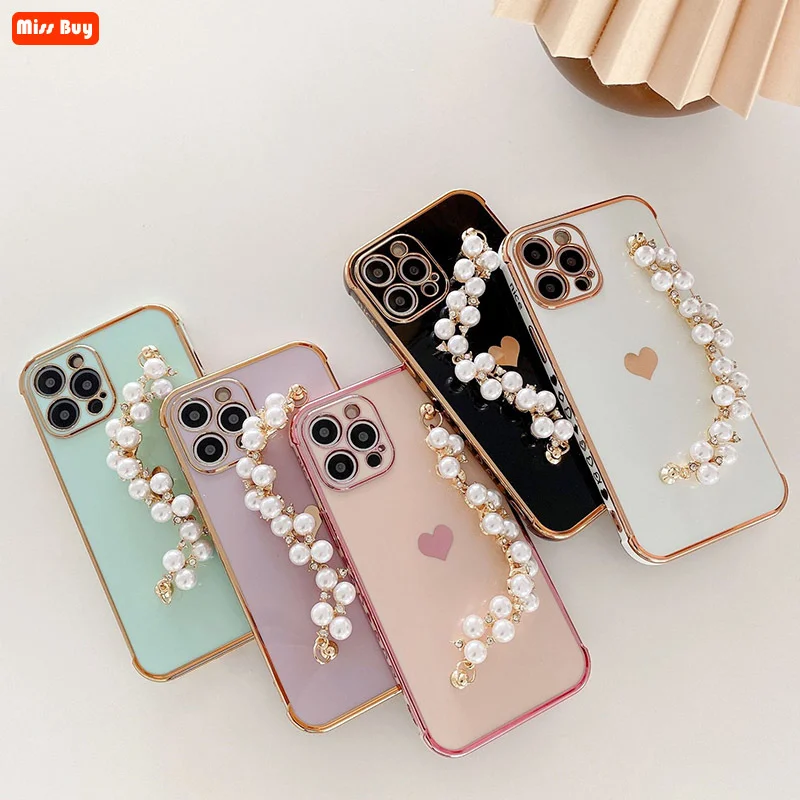 

Electroplating Love Heart Pearl Wristband Phone Case for iPhone 13 12 11 Pro Max 12 13 Mini X XS Max XR 7 8 Plus SE 2020 Cover