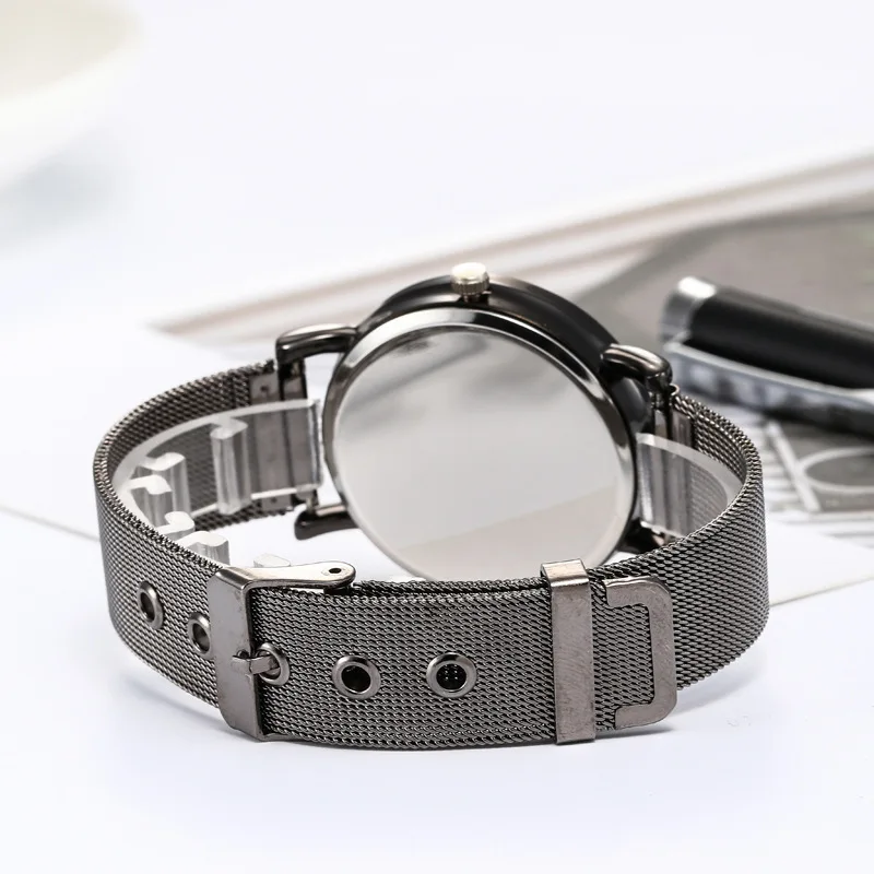 

2021 Simple Casual Cool Black Men's Watch Fashion Korean Style Alloy Mesh Belt Men's Student Quartz Watch pretty watch