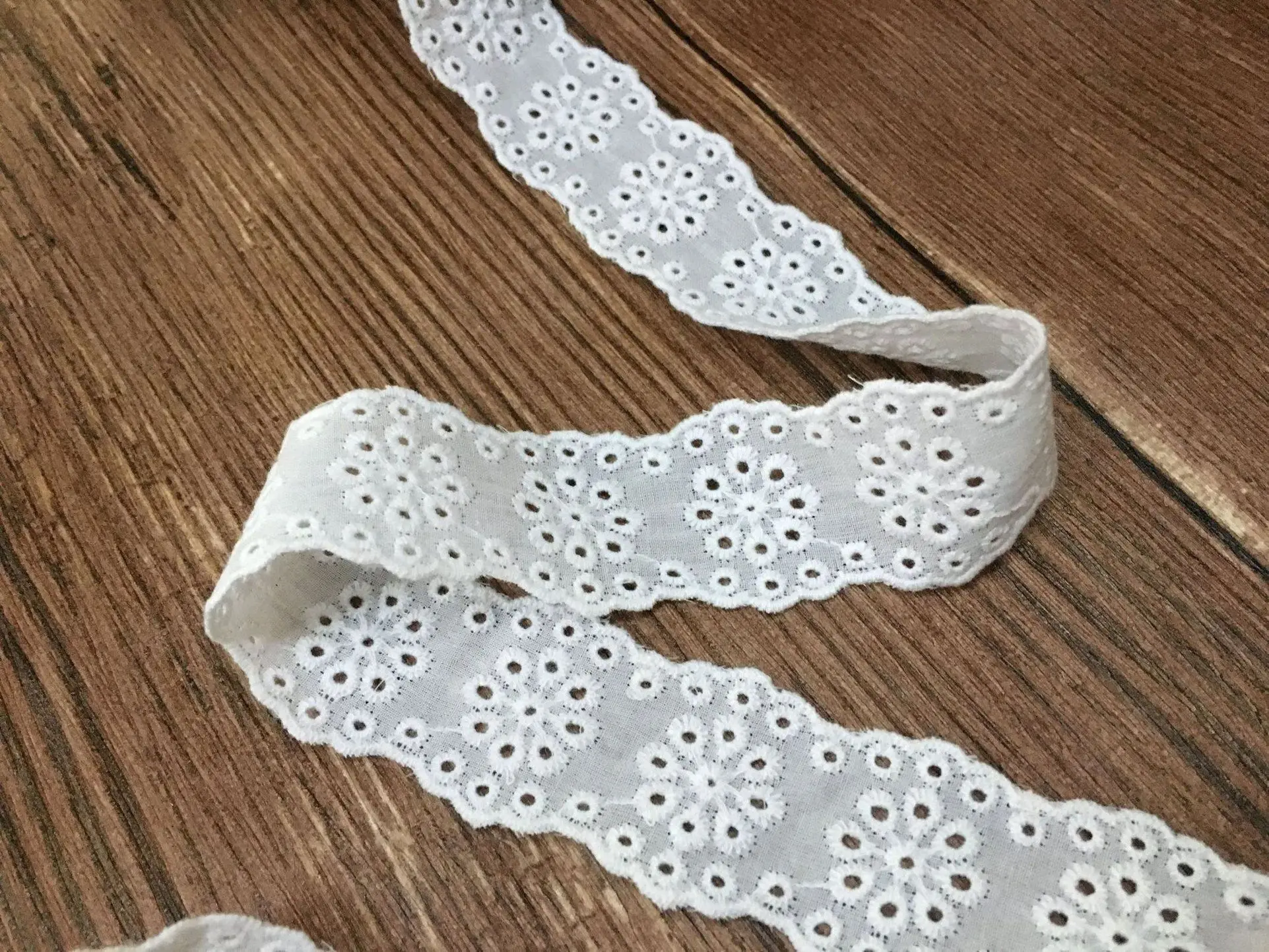 Вышитое кружево ручной работы 3 см | Дом и сад