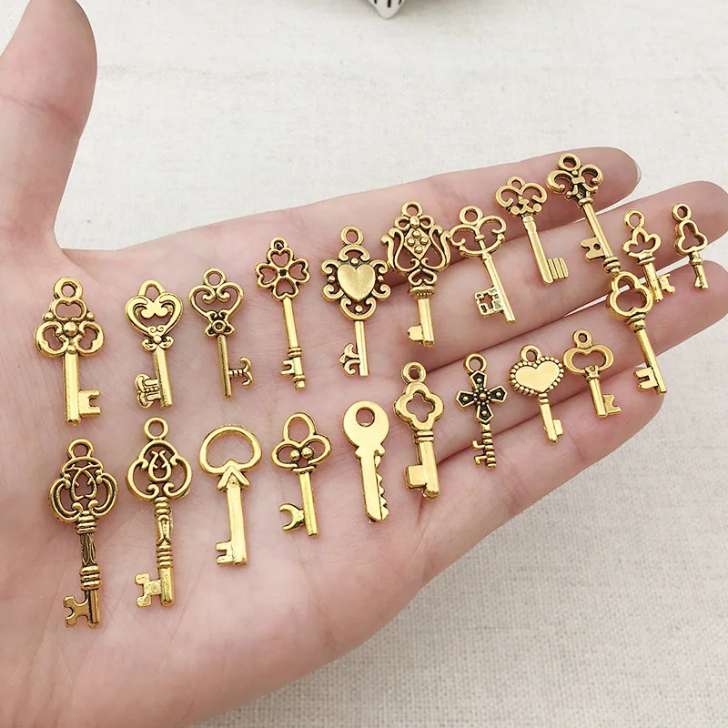 

82 Pcs Diy Fashion Jewelry Making Antique Gold Color Mix Key Shaped Alloy Charm Necklace Pendant For Bracelet Accessories
