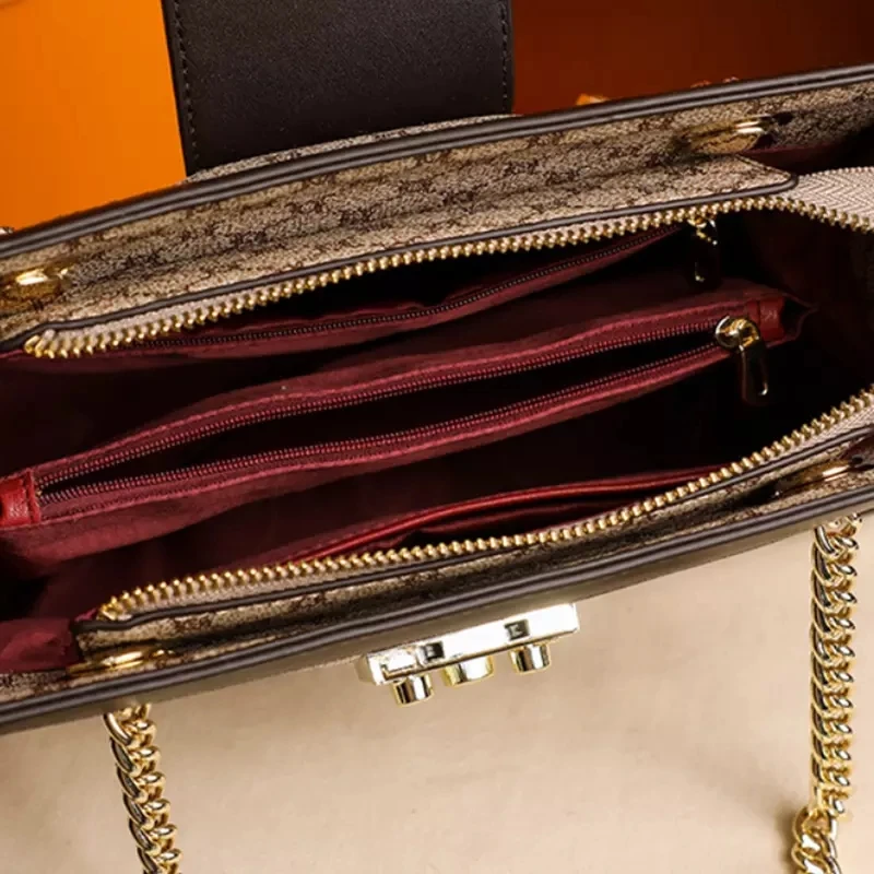 Runway designer handbag women's fashion large capacity one shoulder travel bag 2021