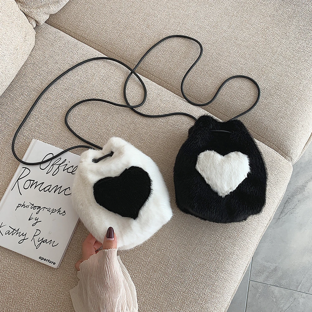 

Fashion Women Handbag Messenger Bags Soft Plush Shoulder Bag Women Love Heart Mini Shoulder Crossbody Bag Purse Dropshipping #30
