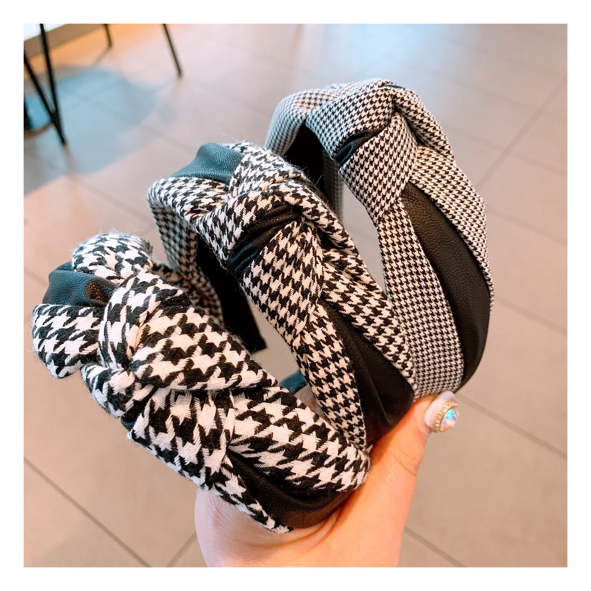 Корейские черные белые кожаные аксессуары для волос в клетку стиле ретро повязка