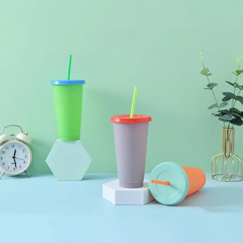 2020 лучшие 24oz пластиковые стаканы для холодной воды Меняющие цвет Dis изменение