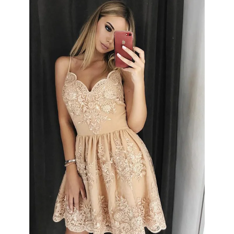 Кружевные платья для встречи выпускников на бретелях-спагетти Короткое