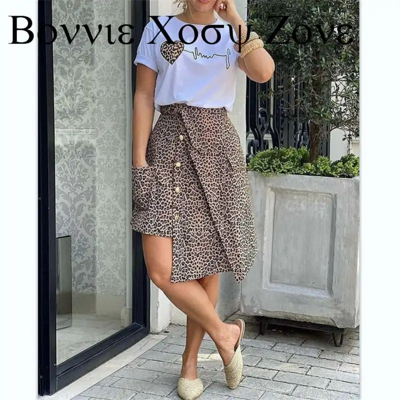 

Heart Cheetah Print Top & Buttoned Asymmetrical Skirt Set Summer Casual Look for Women 2021