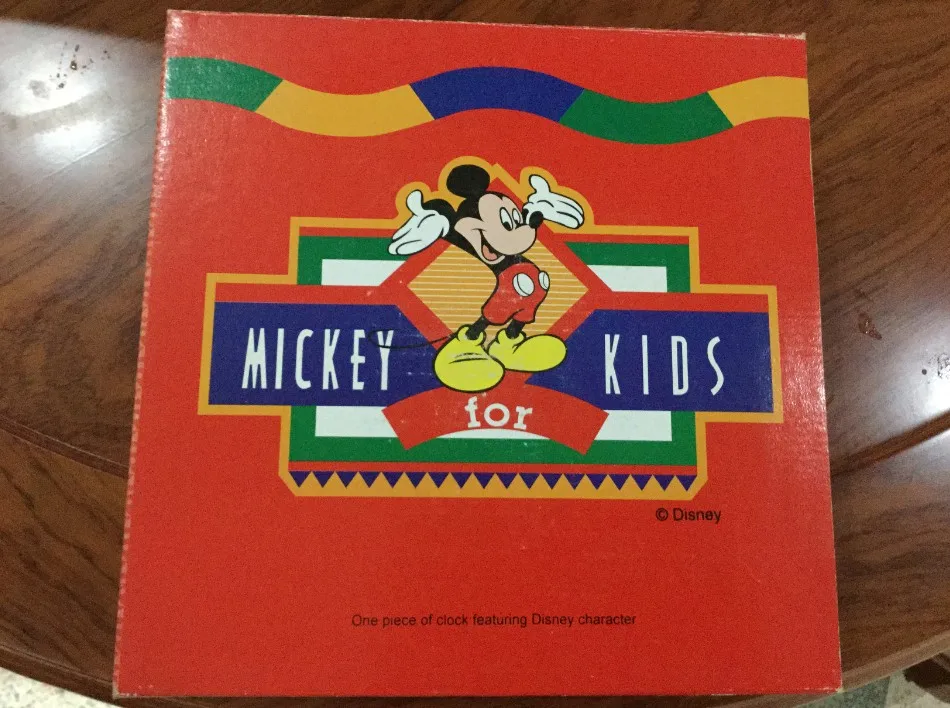 

2021 Disney Mickey Minnie Wall Clock Electronic Smart Luminous Timer Wake Up Children's Desktop Alarm Clock Bedroom Decoration