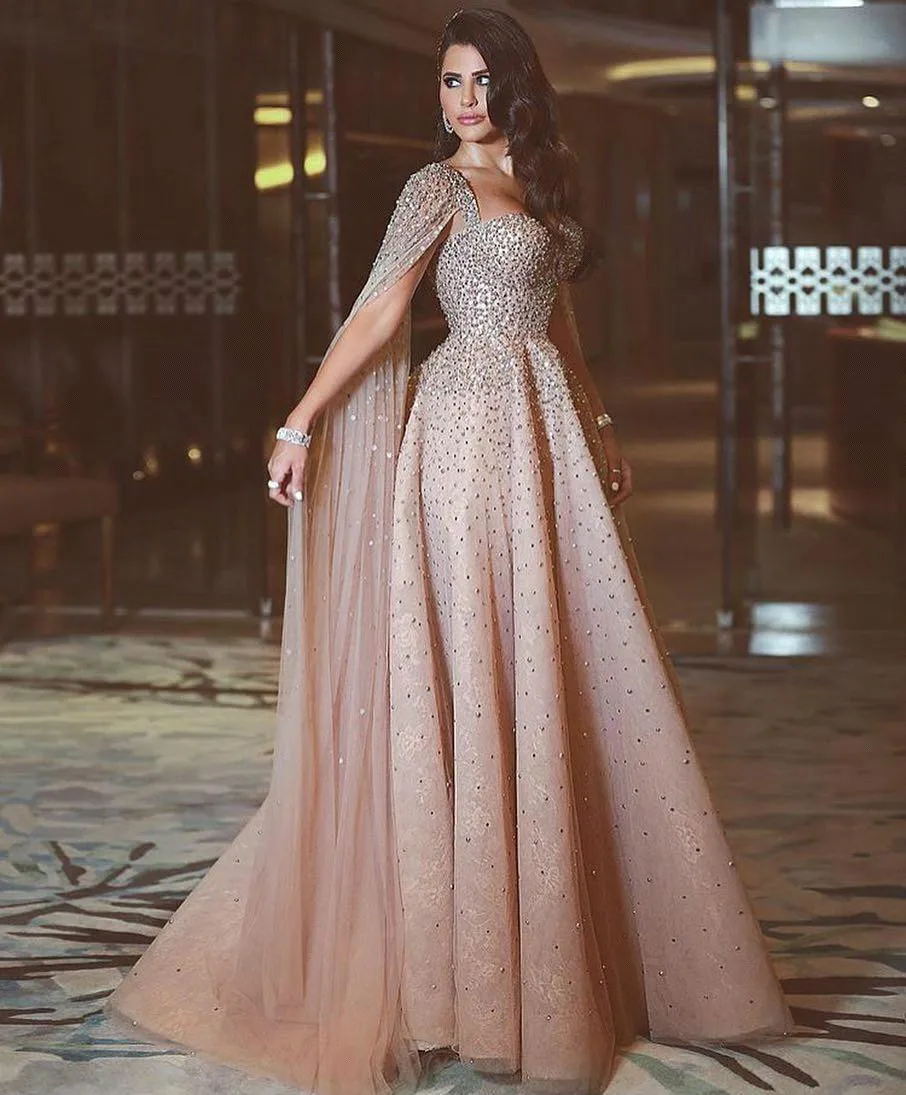 

Luxury Blush Pink A Line Prom Dresses Spaghetti Straps Beaded Crystals Floral Applique Wateau Train Rhinestone Formal Evening