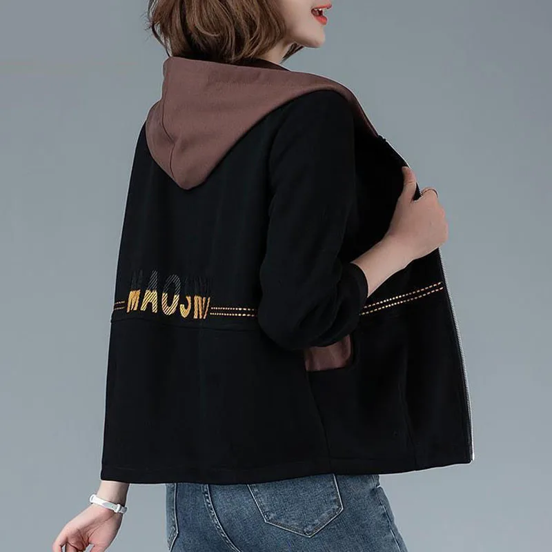 

1pcs Women's Plus Size Short Jackets Coats 2021 Autumn Fashion Cotton Blend Prints Splicing Hooded Loose work Tops Jacket Woman