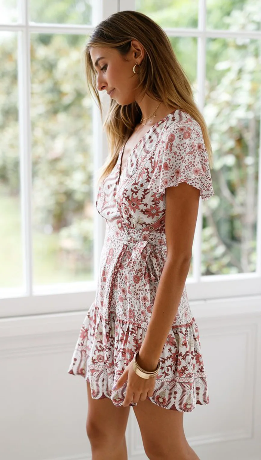 

Women Bohemian Beach Wrap Tight Dress Fashion V-neck Strap Waist Print Casual Short Sleeve Dress Chiffon