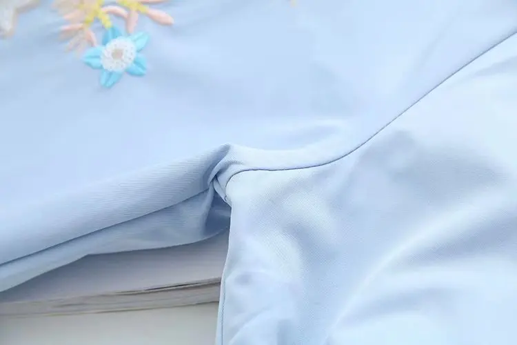 Plus size Embroidery Adjustable waist bow women loose long Trench coats NEW spring autumn office ladies slim coats female