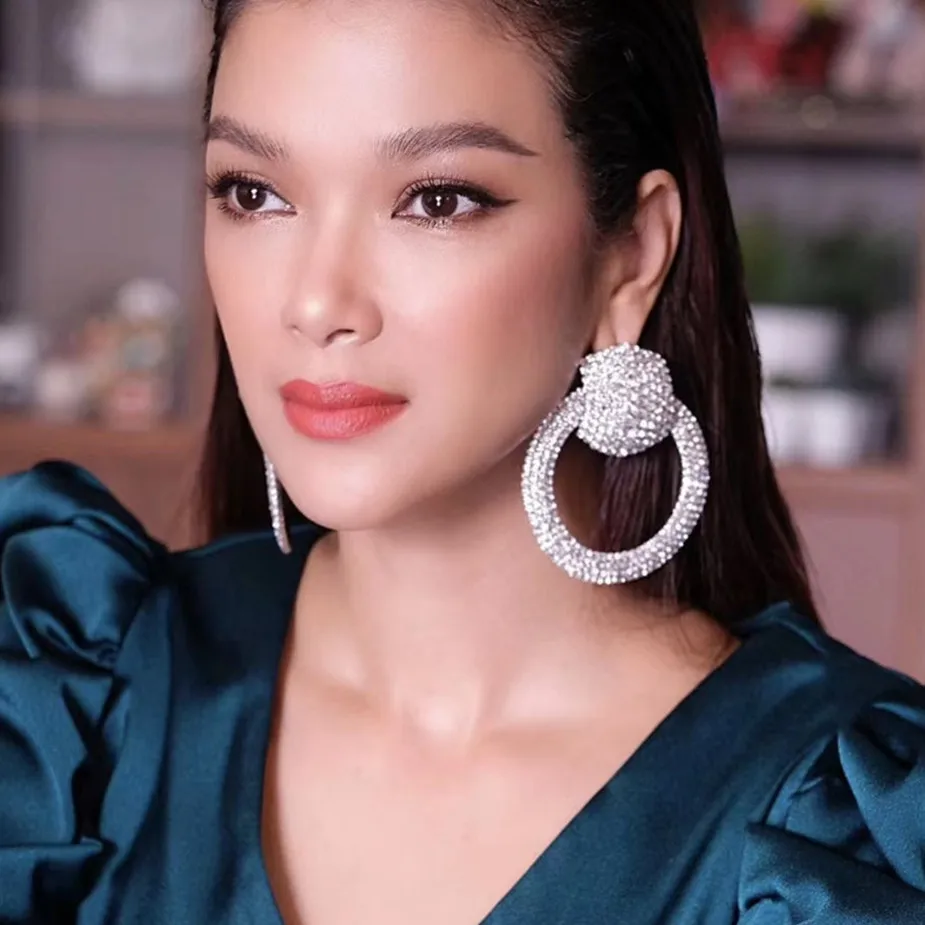 

New Shiny Rhinestone Big Circle Pendant Women's Earrings Dinner Party Wedding Fashion Statement Luxury Jewelry Accessories