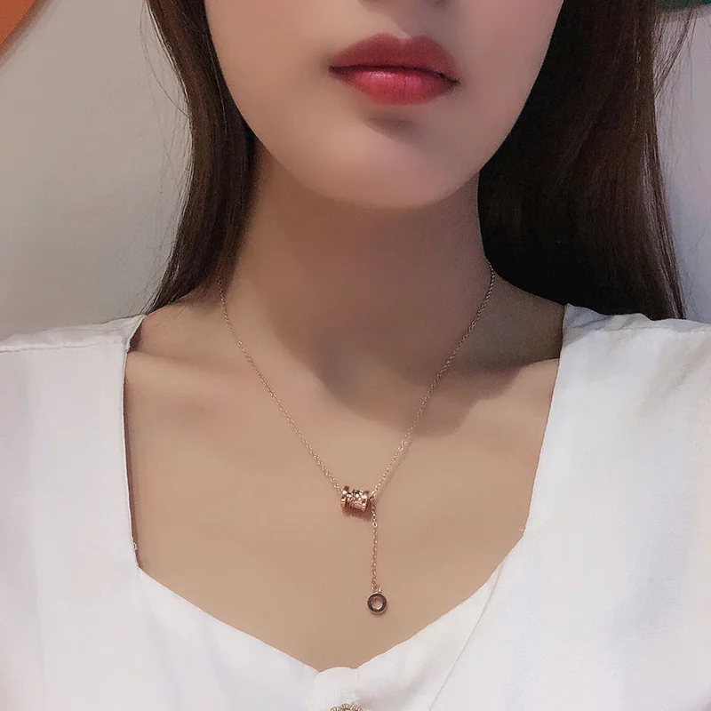 

Bohemian New Arrival 2021 Fashion Minimalist Initial Necklace Chain Necklace Pendant Dainty Fashion Tiny Necklaces Women