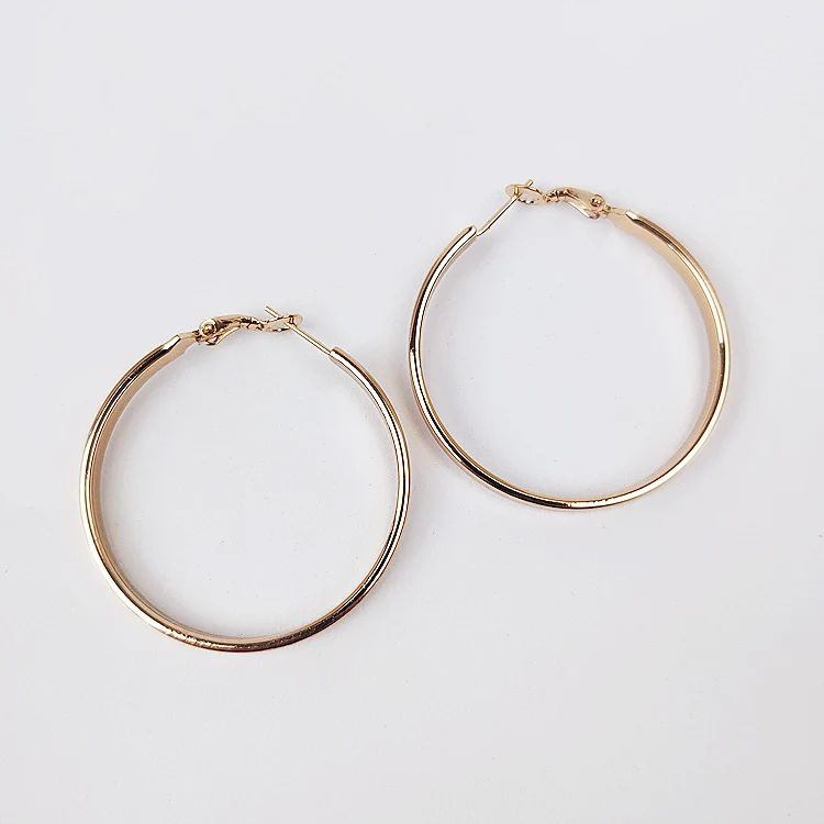 Круглые серьги-обруч на плоской подошве Очаровательная Ретро популярный