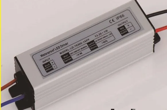 

Водонепроницаемый Светодиодный драйвер для потолочного светильника, входной ток 90, 260 В, выходной ток 40-70 в, 20 Вт, 1 шт./партия