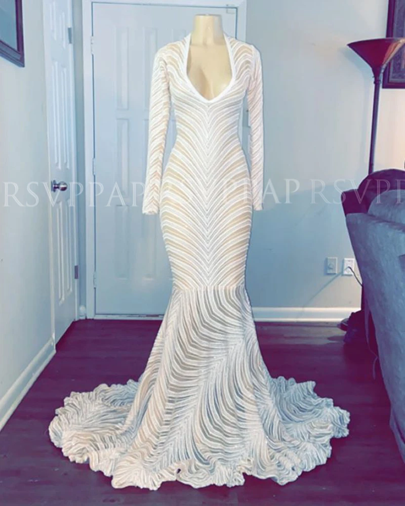

Long Elegant Prom Dresses 2020 V-neck Long Sleeves Mermaid Style African Black Girl White Sequin Prom Party Gowns