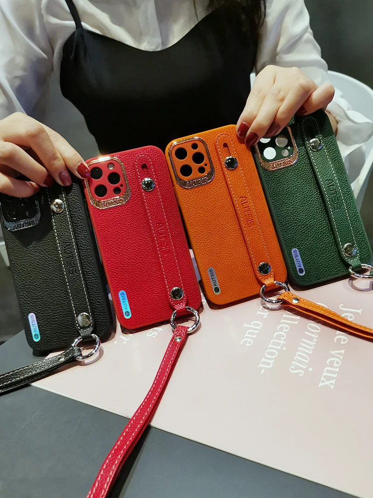 

Applicable for Apple 12 mobile phone case lychee skin pattern iphone12promax luxury wrist strap lanyard 11