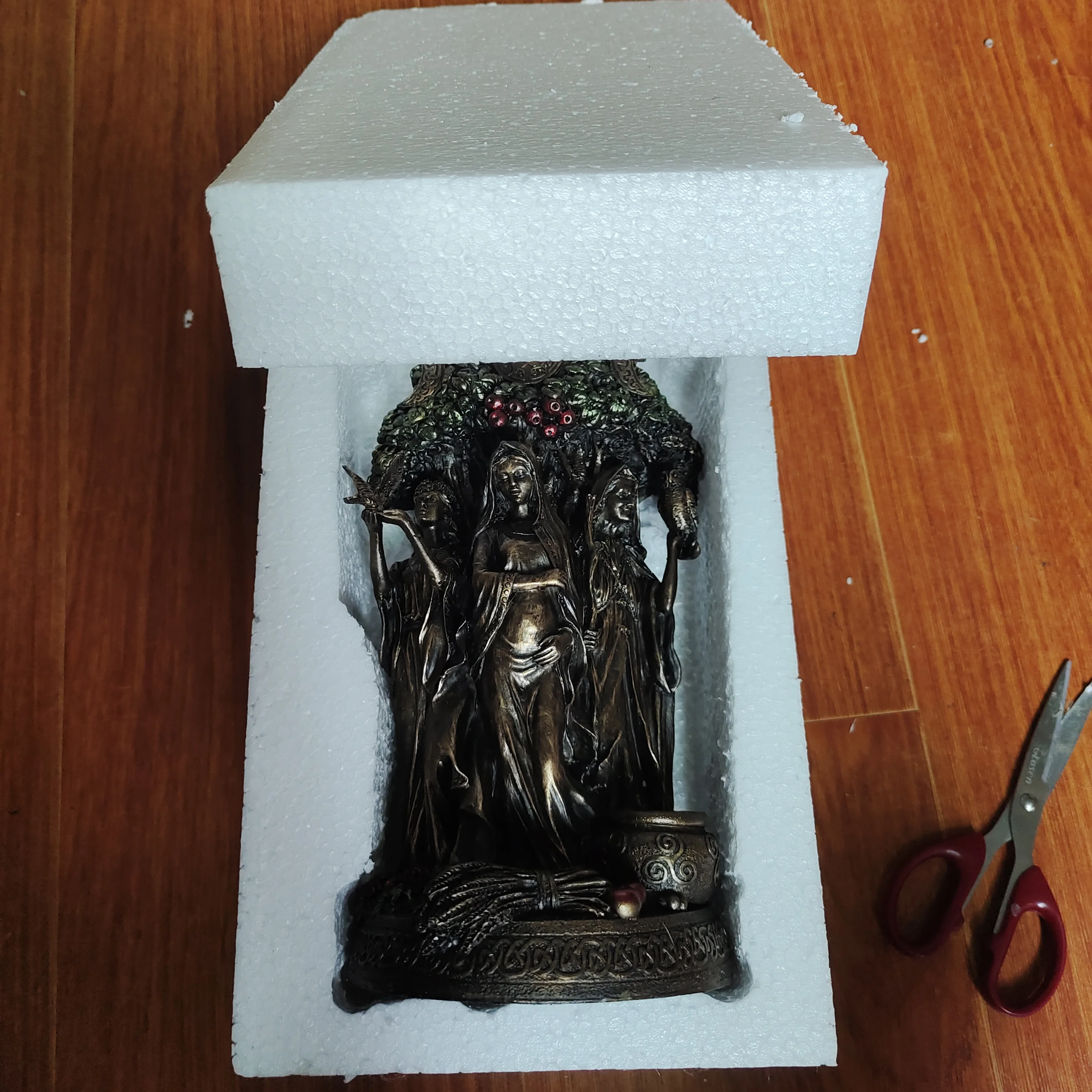 Статуи из смолы 26 см новая греческая религия кельтский данду тройная богиня