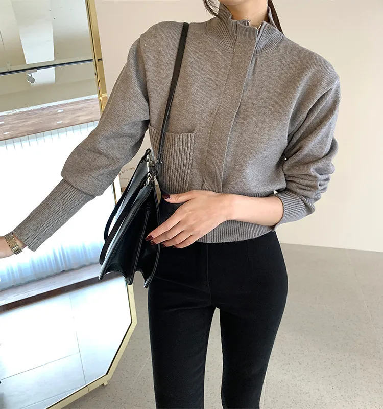 

Korean Chic Fashion Stand Collar Age-Reducing Zipper Design Solid Color Simple Pocket Sweater Spring Short Sweater