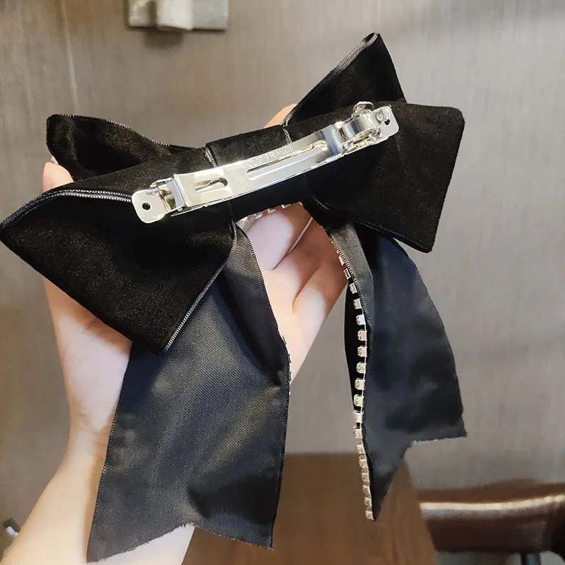 

Dongdaemun Bowknot Diamond Chain Spring Clip Net Shooting The Same Hairpin Jewelry Hot Horsetail Clip Street Red Velvet Band