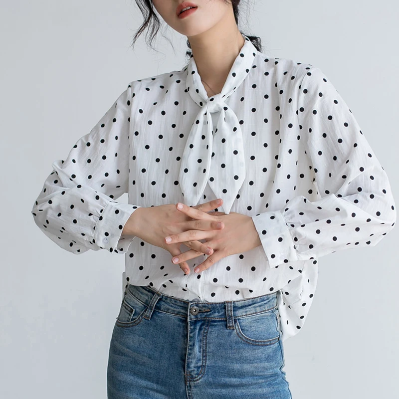 

Blouse Women Loose Casual Tops Female Plus Size Shirts Blouse Lantern Sleeve Office Work Wear Shirts White Tops