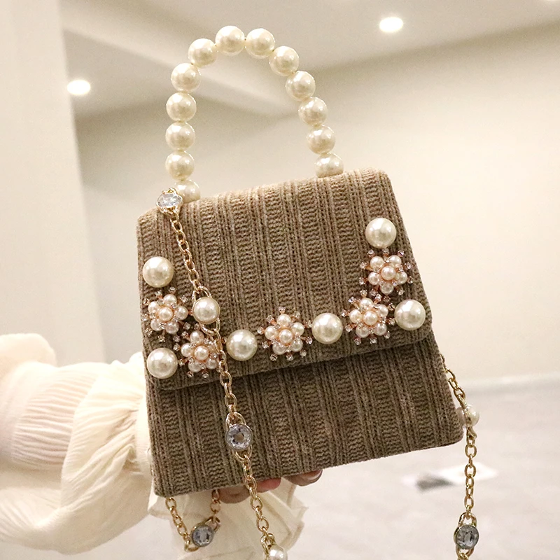 Women's bag pearl chain single shoulder hand-held messenger bag Korean version of versatile woolen fabric new trend in autumn