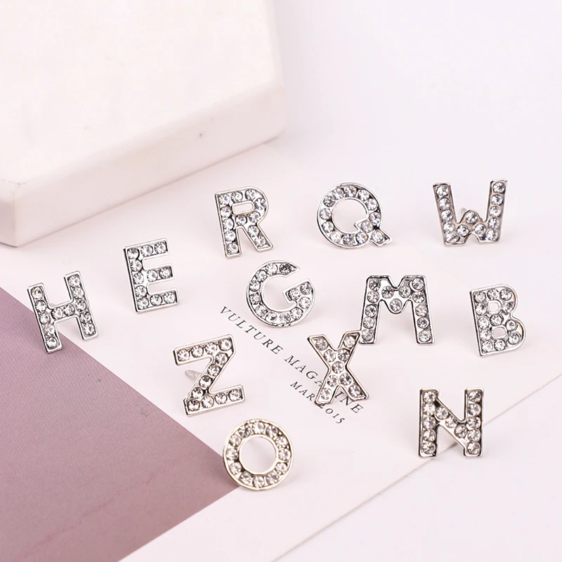 Женская мини брошь в виде английского алфавита|Булавки и игольницы| |