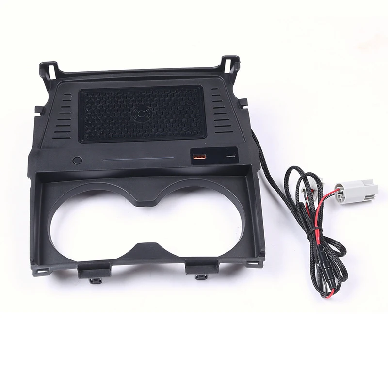 Автомобильное беспроводное зарядное устройство 15 Вт для Mazda 3 Axela 2020 QI телефона