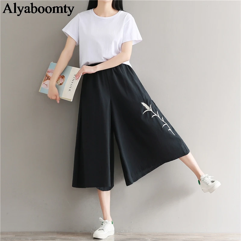 Капри женские с вышивкой и высокой талией элегантные хлопково льняные