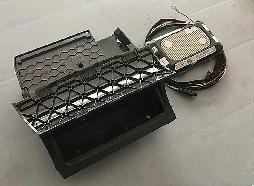 Модуль беспроводной зарядки для Golf 7 GOLF MK7 R 5 посылка na 980 611 | Автомобили и