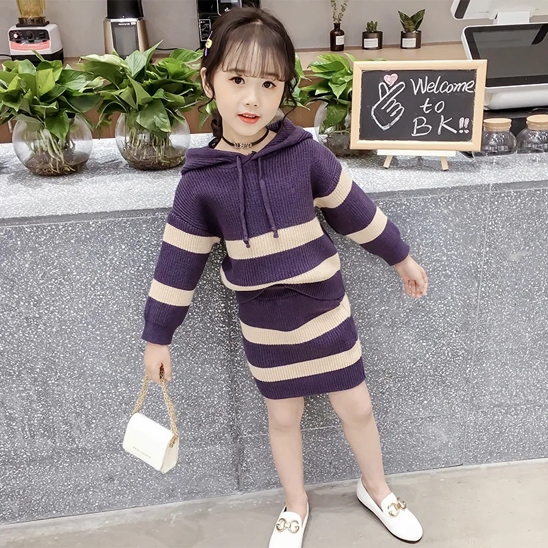 Комплект со свитером в полоску для девочек Корейская версия свитер с капюшоном и