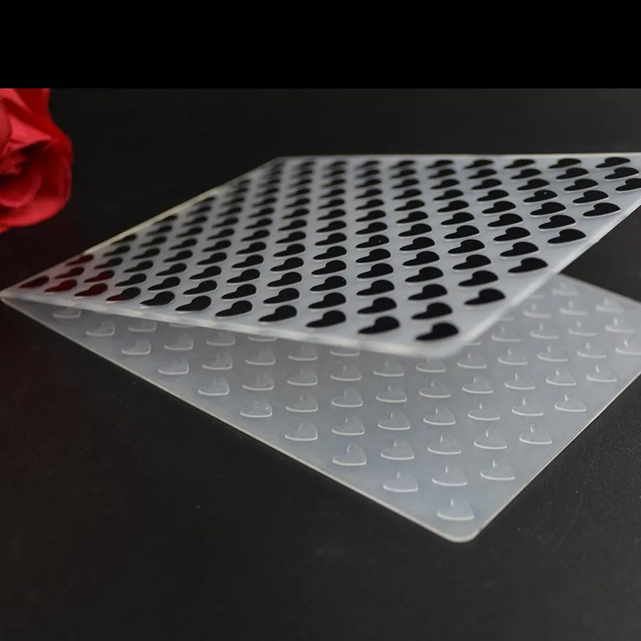 Пластиковая папка для тиснения сердца в цепочке изготовления карт стационарные