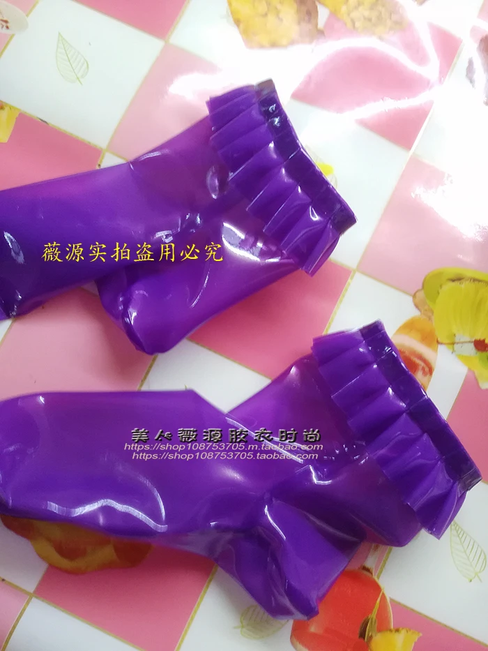 Сексуальные унисекс резиновые прозрачные латексные носки с белым кружевом |