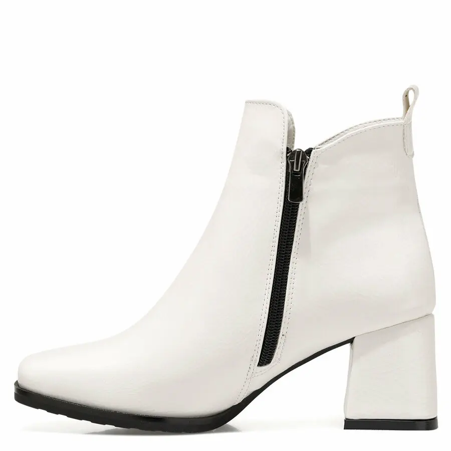 

Women Boots Pearl Bertlda White Women'S Boots