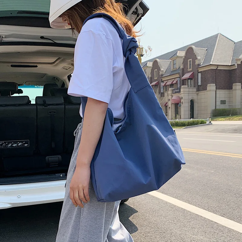 

2022 Korean style large Women's tote bag lightweight big Brand bags Casual nylon Women's shopping bag white Big woman handbag